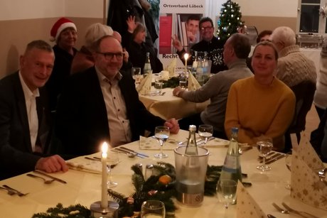 Volker Onderka (stv. 1. Vorsitzender) Michael Kroglowski (Beisitzer LVV) und weitere Teilnehmer